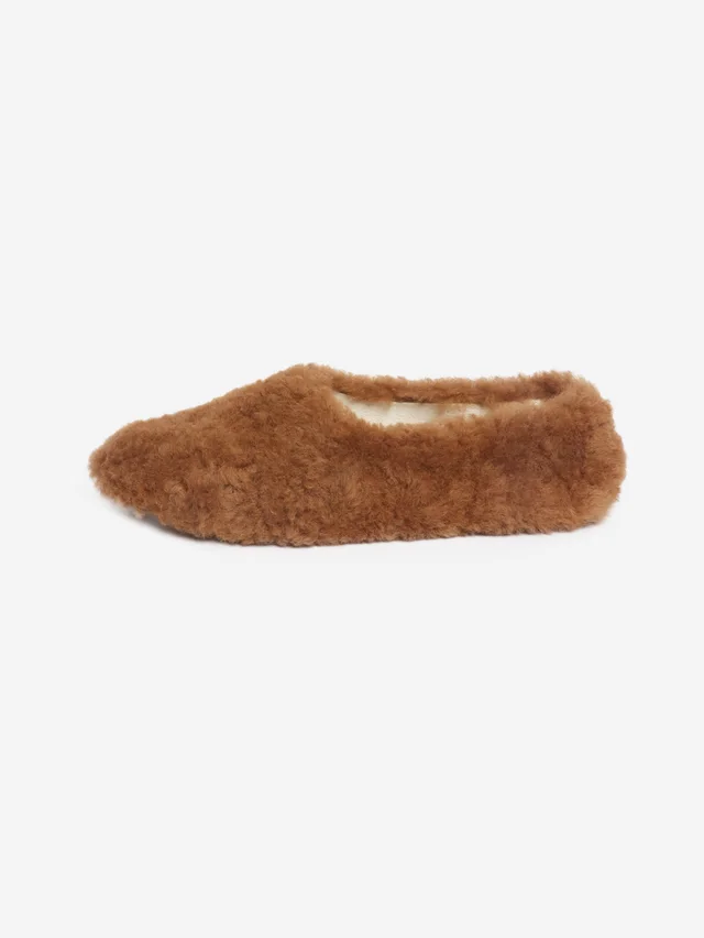 Celine Camel Resort 2018 shearling slippers - size EU 37 in Brown from Sign of the Times