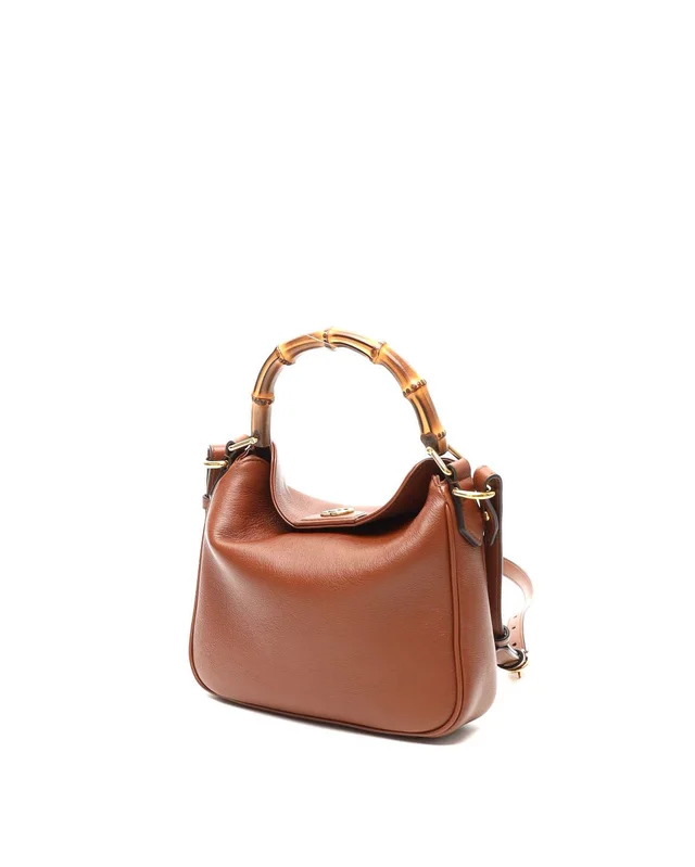 Gucci Small Diana Bamboo Bag in Leather from A Retro Tale, photo 2 of 9