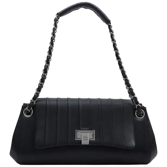 Chanel Mademoiselle Stitch CC Mark Chain Shoulder Bag, Black, manufactured around 2001 in Black Lambskin from VINTAGE QOO TOKYO