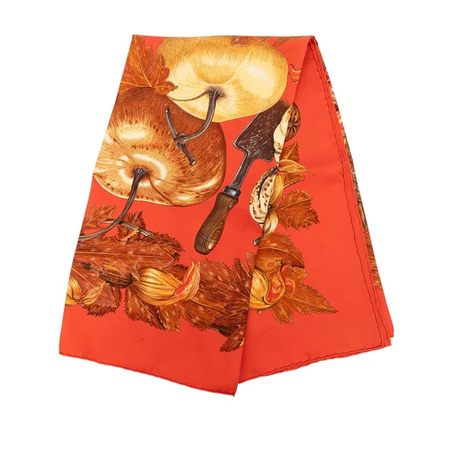 Orange Hermès Citrouilles et Coloquintes Silk Scarf 90 Scarves in Orange Silk from Designer Revival