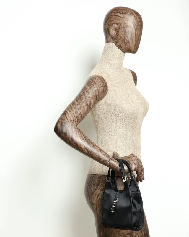 Gucci Small Satin Jackie Bardot Bag in Satin from A Retro Tale, photo 7 of 8