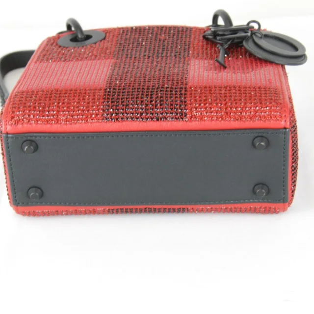 Dior Shoulder Bag in Red Leather from LuxUness, photo 7 of 8