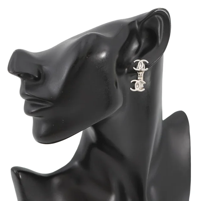 Chanel CC Logo EarringsABH472 Metal from GALLERY RARE, photo 6 of 11