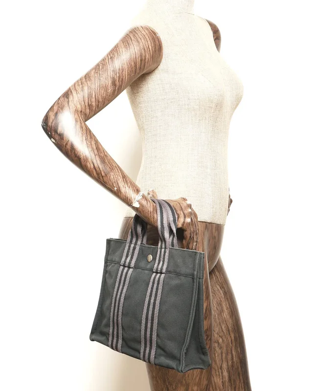 Hermès Herline Fourre-Tout PM Tote Bag in Canvas from A Retro Tale, photo 8 of 8
