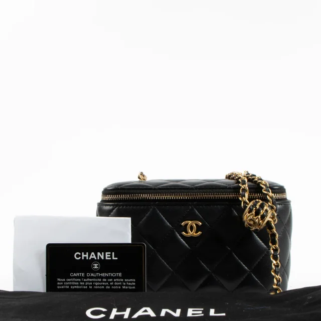 Chanel Black Pearl Crush Long Vanity With Chain Bag in Black from Labellov, photo 2 of 8