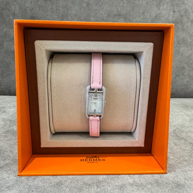 Hermès Nantucket Small Model 29mm Ladies Watch in Crystal, diamond, mother of pearl from Reowned