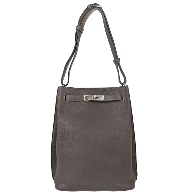 Hermès Etain Taupe Gray Taurillon Verso So Kelly 22 Shoulder Bag in Taupe Clemence leather from AMORE Vintage Tokyo