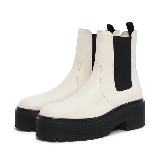 Hermès Harrow Ankle Boots 39 in Beige Glaise Calfskin from Blue Spinach
