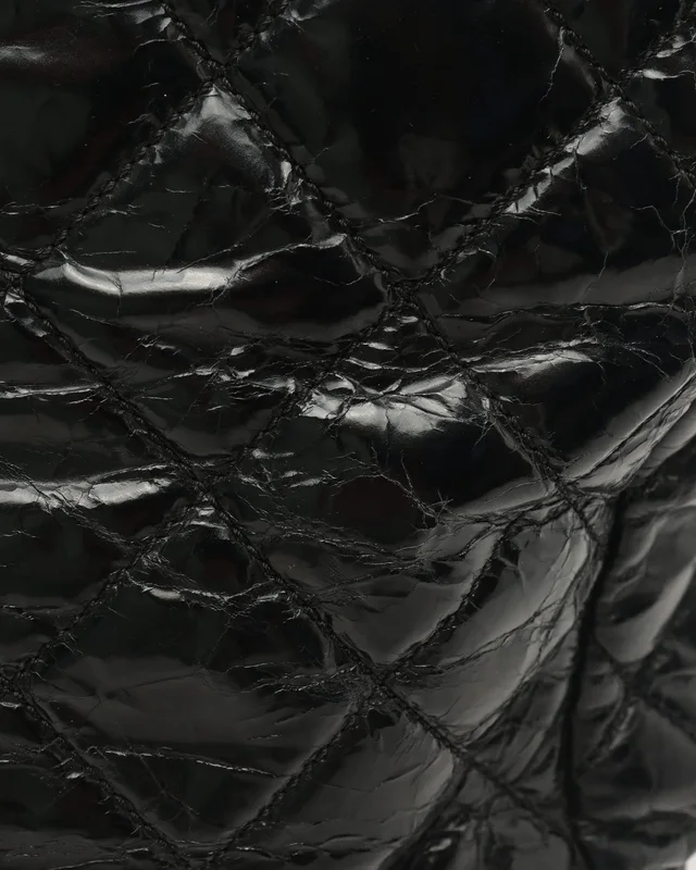 Chanel 2.55 Reissue Glazed Tote Bag in Leather from A Retro Tale, photo 8 of 12
