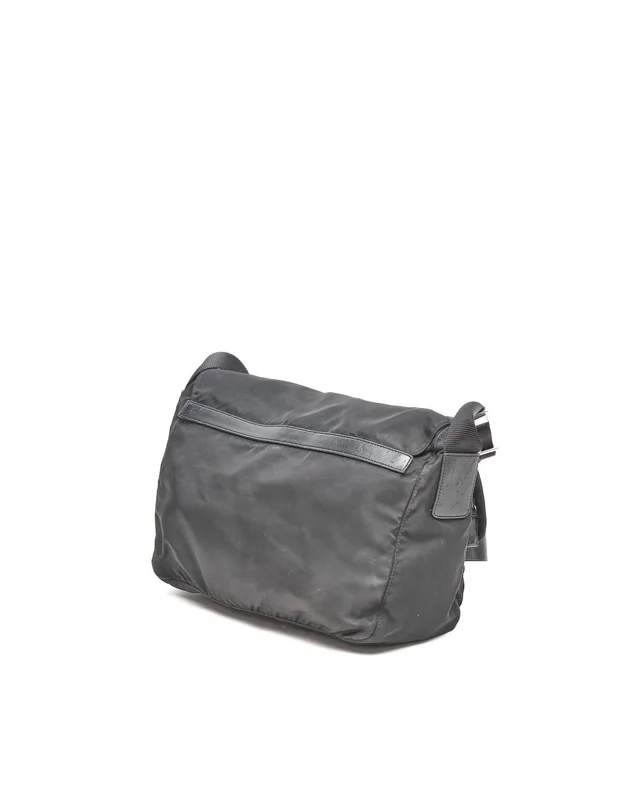 Prada Tessuto Messenger Bag in Nylon from A Retro Tale, photo 3 of 8