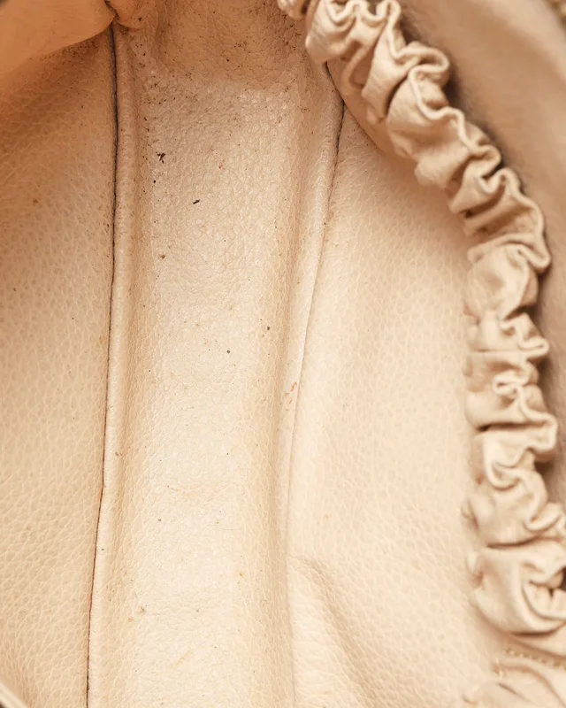 Louis Vuitton Monogram Toiletry Pouch in Coated canvas from A Retro Tale, photo 4 of 4
