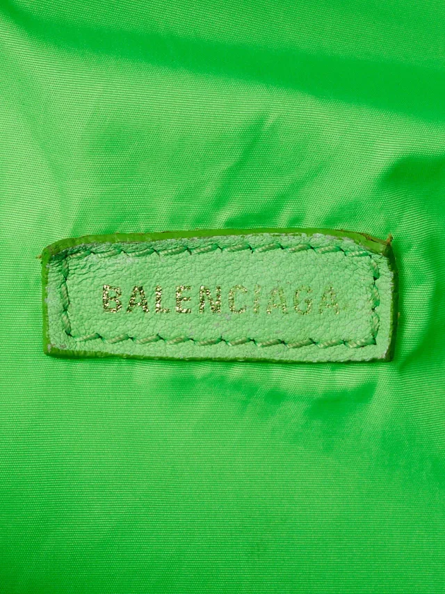 Balenciaga Verde Fluo Recycled Nylon Logo Embroidered Wheel Belt Bag in Nylon from Yoogis, photo 10 of 13