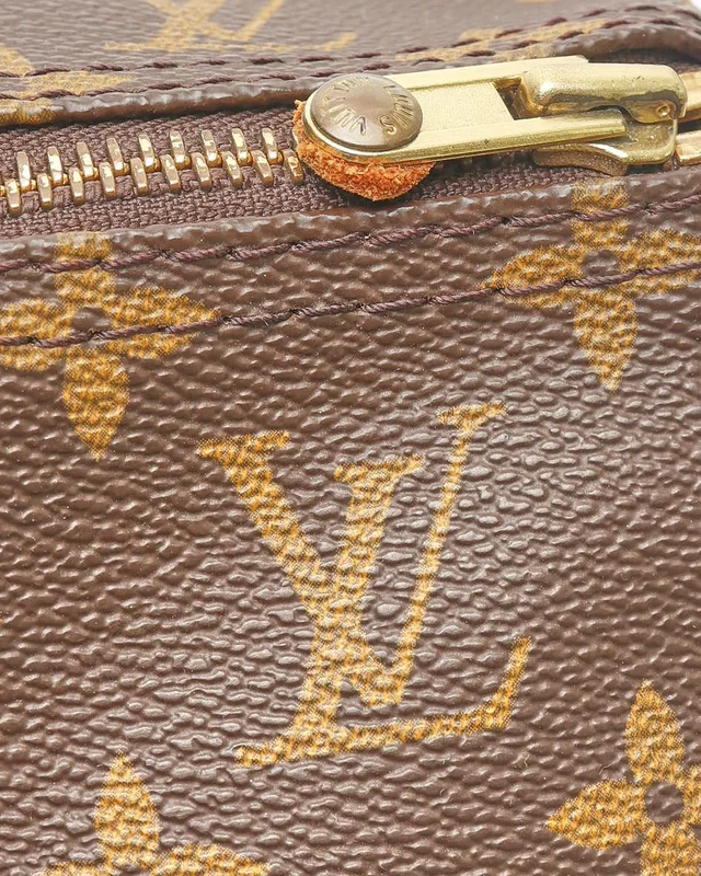 Louis Vuitton Monogram Speedy 40 Bag in Coated canvas from A Retro Tale, photo 8 of 10