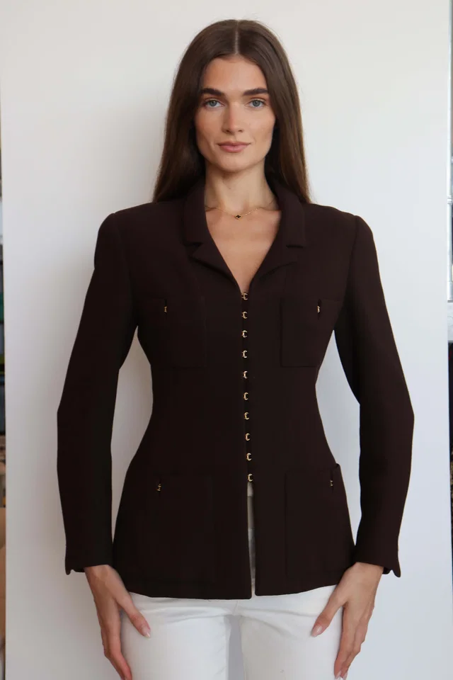 Chanel brown 96P hook and eye jacket in Brown Wool from Luxury Promise