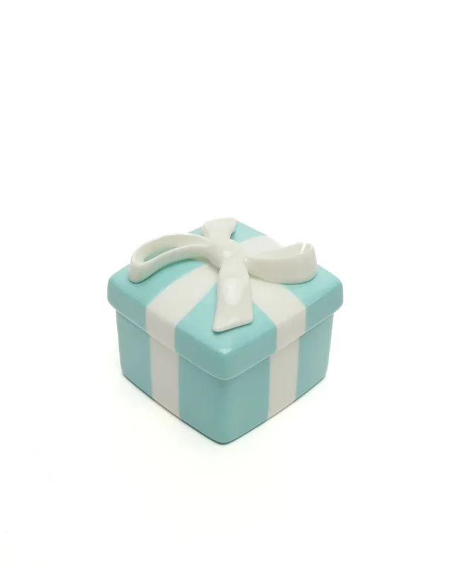 Tiffany & Co. Porcelain Jewellery Box from A Retro Tale, photo 2 of 2