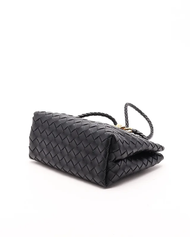 Bottega Veneta Intrecciato Small Andiamo Bag in Woven leather from A Retro Tale, photo 4 of 9