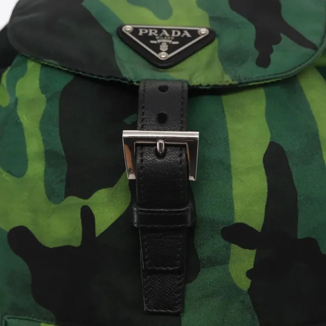 Prada Camouflage Tessuto Green Nylon Bag in Green Nylon from HEWI, photo 14 of 24