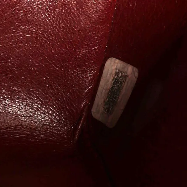 Chanel Classic Maxi Single Flap Bag in Lambskin from A Retro Tale, photo 8 of 10