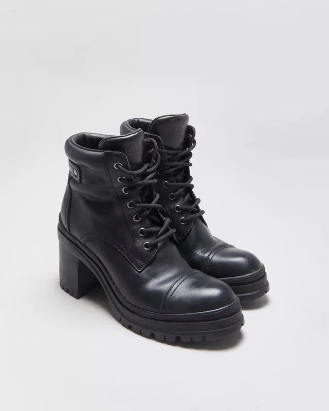 AW2020 Prada Women's Black Leather Lace Up Block Heel Combat Ankle Boots - UK2 in Black Leather from Rokit Vintage