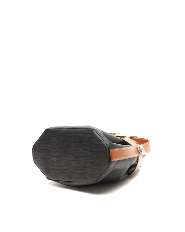 Louis Vuitton Epi Twist Bucket Bag in Leather from A Retro Tale, photo 4 of 12