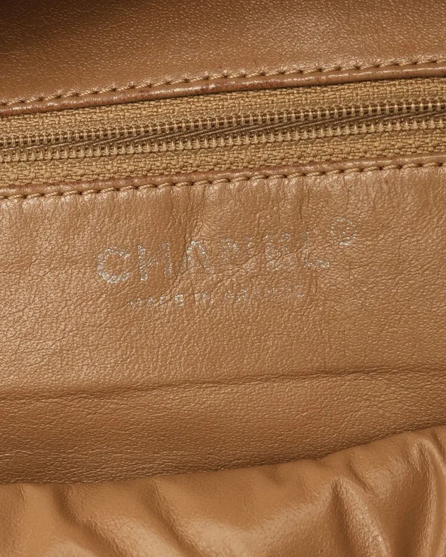 Chanel CC Caviar Camera Bag in Caviar leather from A Retro Tale, photo 10 of 12