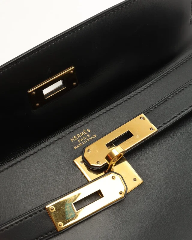 Hermès Kelly 32 Box Retourne Bag in Box leather from A Retro Tale, photo 8 of 10