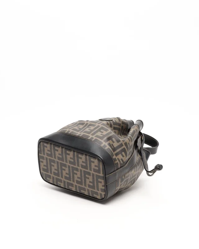 Fendi Zucca Shoulder Bag in Coated canvas from A Retro Tale, photo 4 of 11