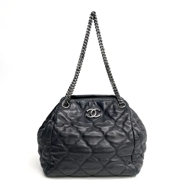 Chanel 샤넬 체인 숄더백 from GUGUS