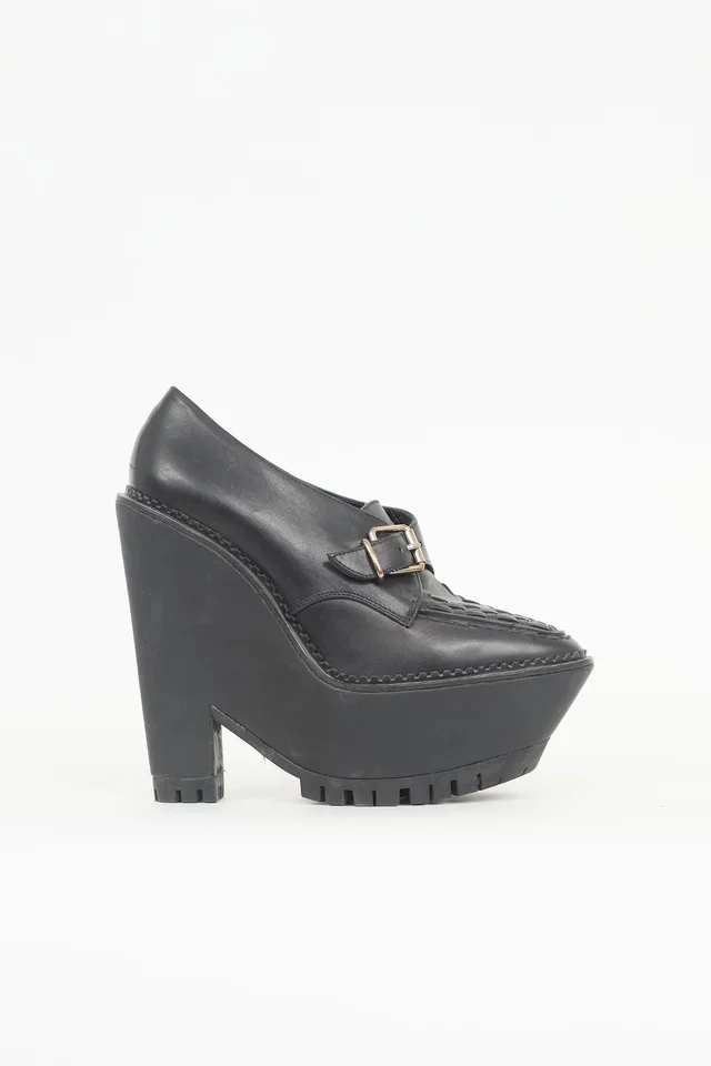 Burberry FW 2011 Prorsum Leather Platform Loafer in Leather from VSP Consignment