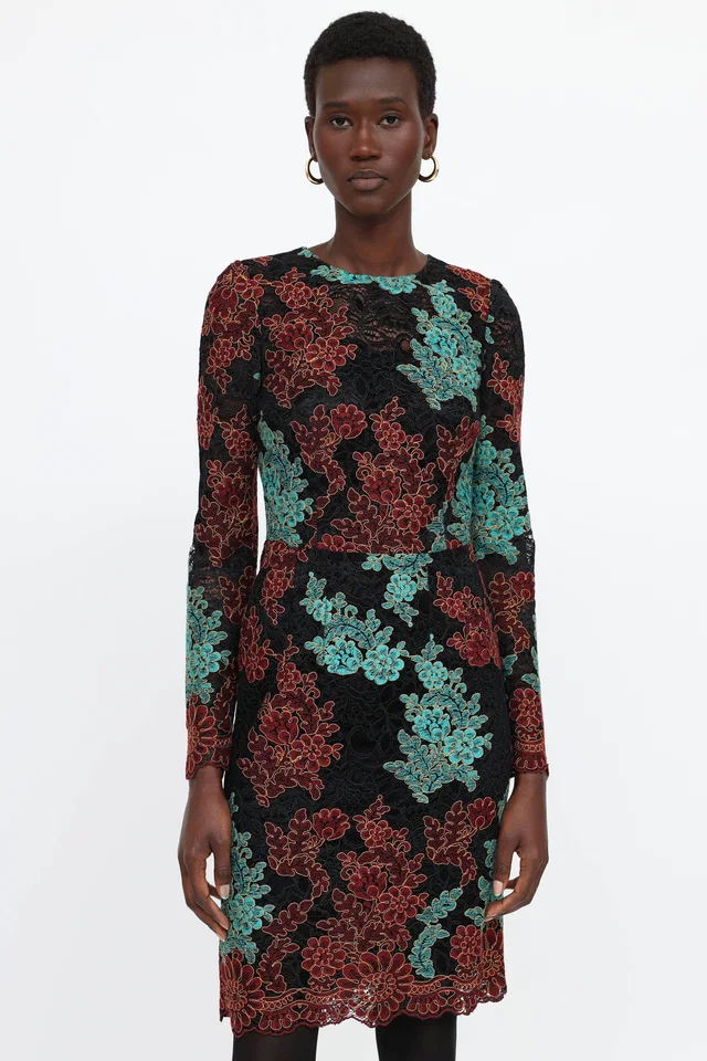 Dolce & Gabbana Lace Shift Dress from VSP Consignment