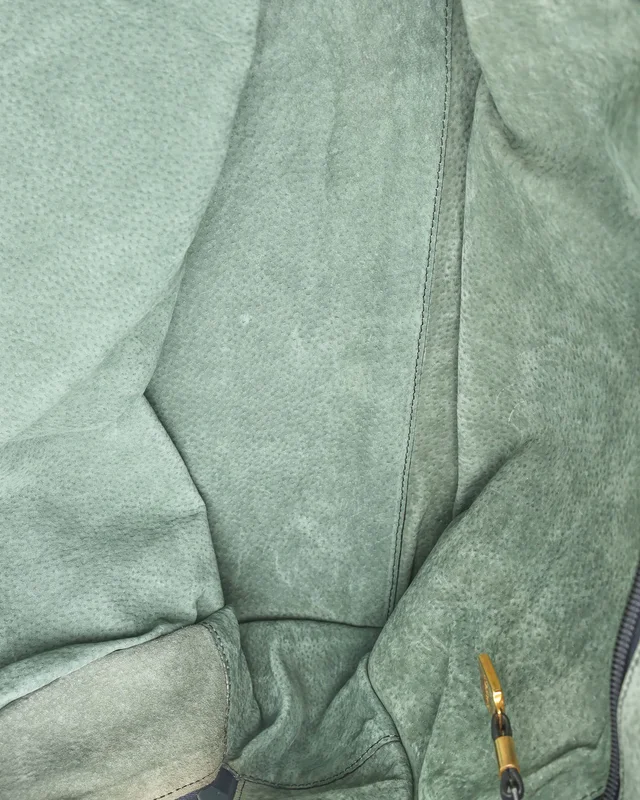 Loewe Amazona 40 Weekend Bag in Suede from A Retro Tale, photo 7 of 8
