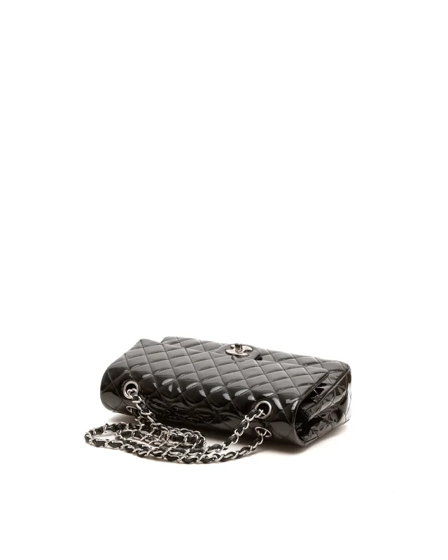 Chanel Classic Medium Patent Double Flap Bag in Patent leather from A Retro Tale, photo 4 of 8