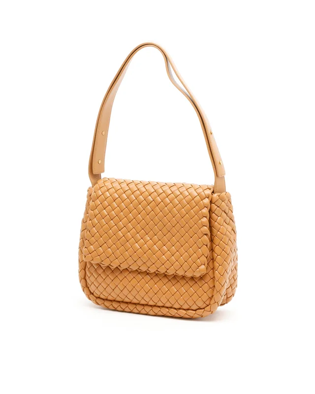 Bottega Veneta Intrecciato Cobble Bag in Woven leather from A Retro Tale, photo 2 of 7