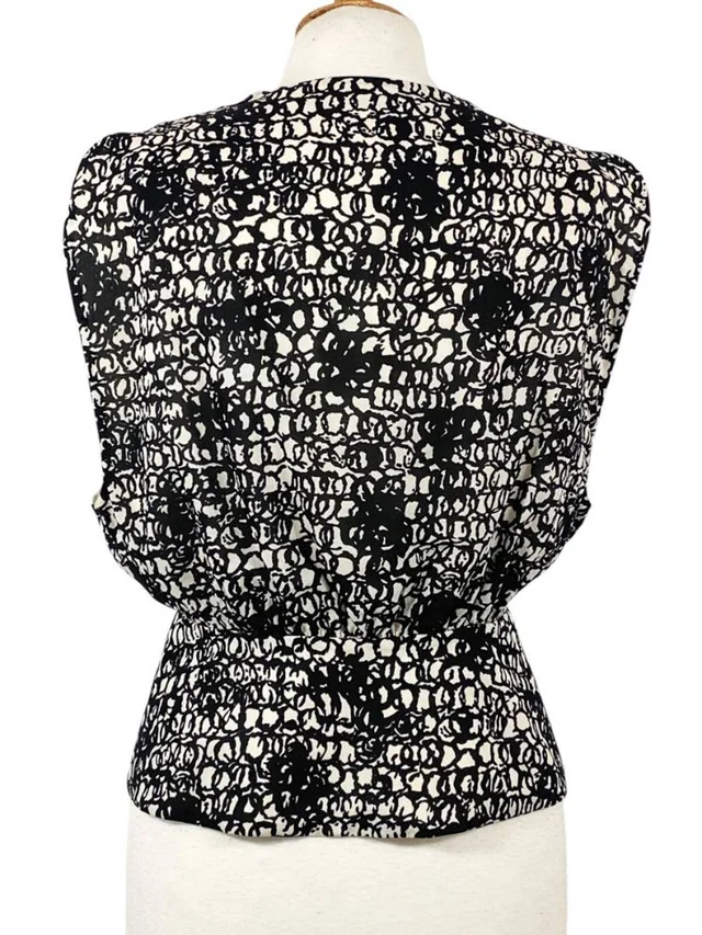Balenciaga Nicolas Ghesquiere Silk Top Black & White Size: 10 in Multi-coloured Silk from Oxfam Online Shop, photo 2 of 4