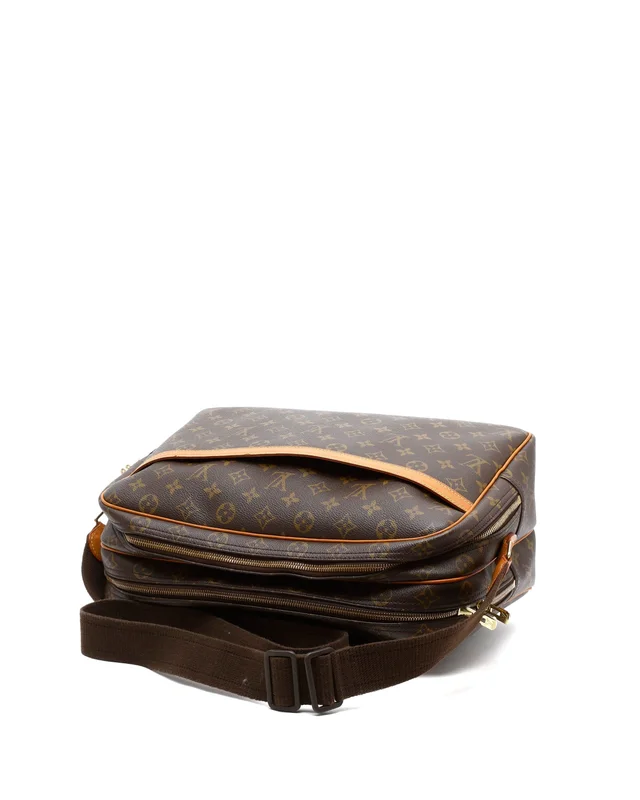 Louis Vuitton Monogram Reporter GM Bag in Coated canvas from A Retro Tale, photo 4 of 11