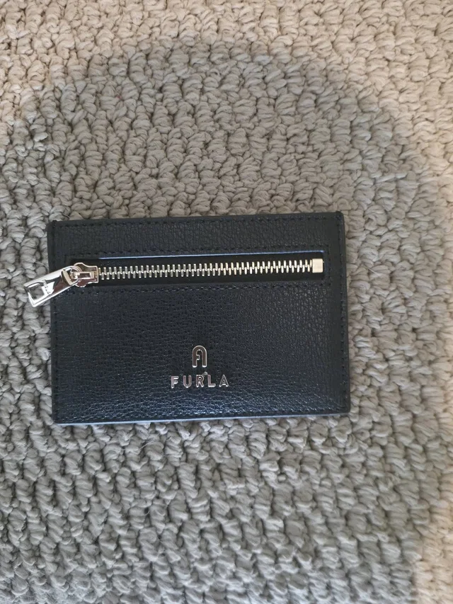 Furla Leather Card & Zip Pocket Holder in black Leather from Poshmark