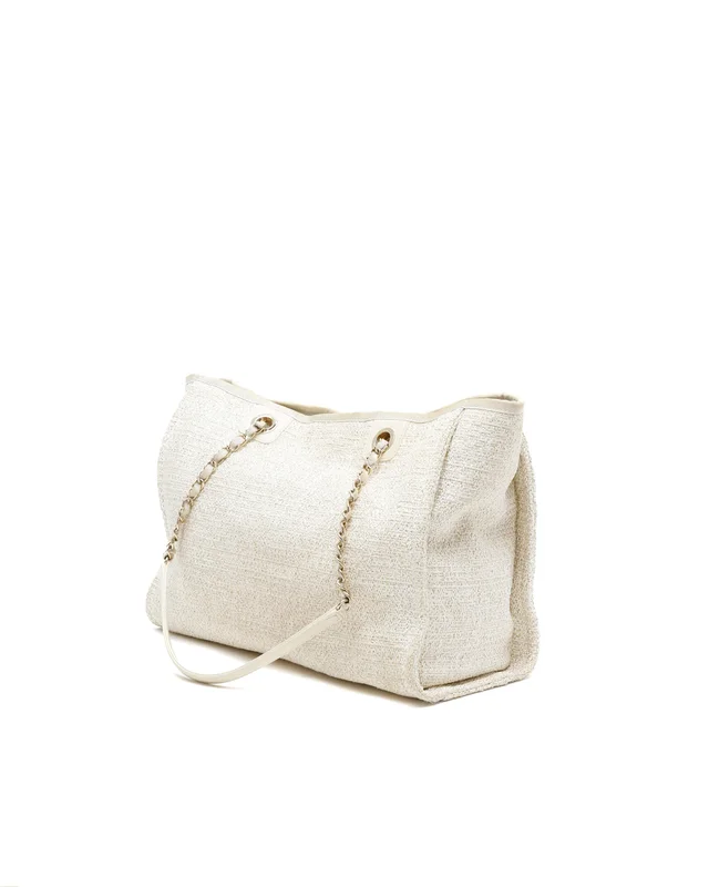 Chanel Deauville MM Tote Bag in Woven leather from A Retro Tale, photo 3 of 11