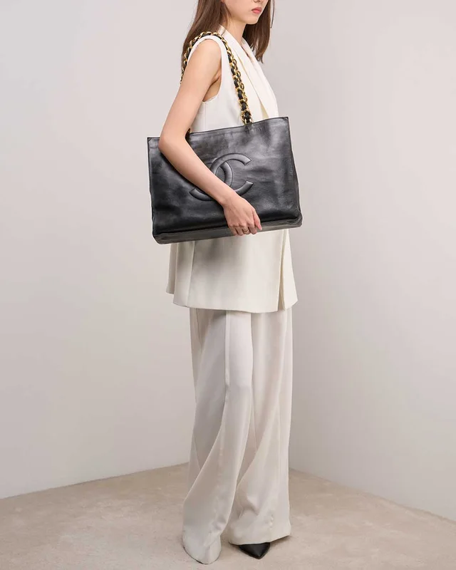 Chanel Shopping Tote Large Calf Black in Black Calfskin from SACLÀB, photo 2 of 2