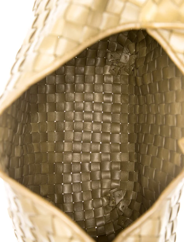Bottega Veneta Intrecciato Hobo in green Woven leather from The RealReal, photo 6 of 6