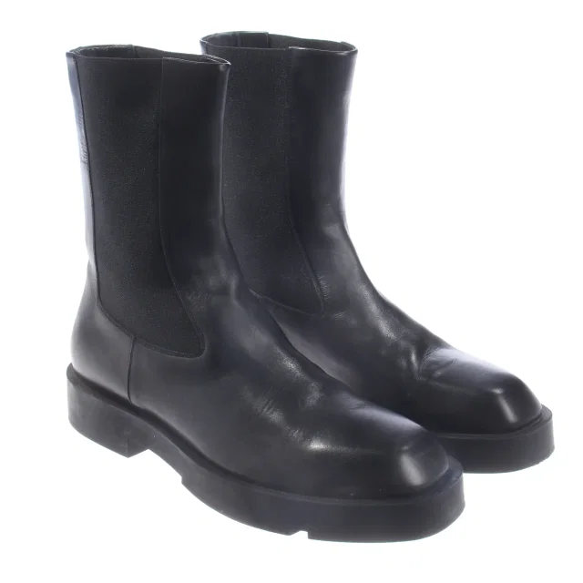 Givenchy Stiefeletten EUR 44 Schwarz in Schwarz from Buddy And Selly