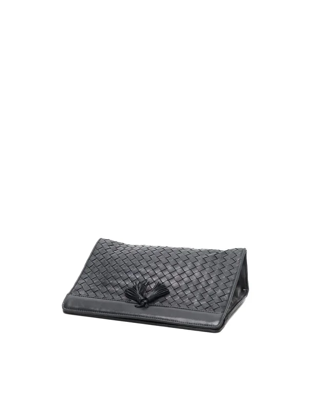 Bottega Veneta Intrecciato Pouch in Woven leather from A Retro Tale, photo 5 of 6