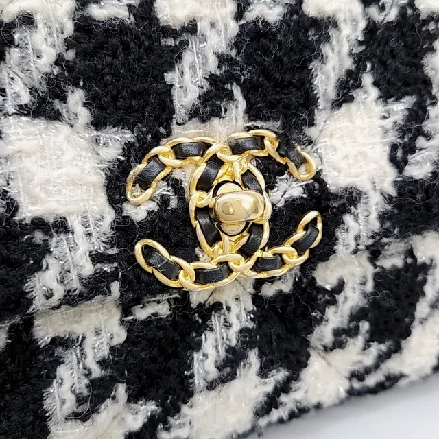 Chanel Tweed 19 Flap Bag Large from GUGUS, photo 3 of 6