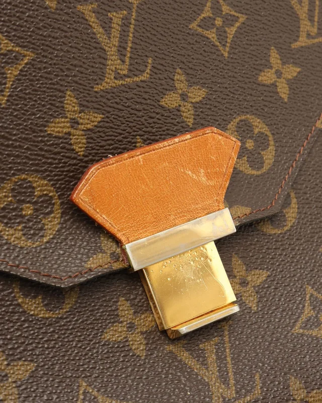 Louis Vuitton Monogram Poche Plate Envelope Clutch Bag in Coated canvas from A Retro Tale, photo 3 of 5