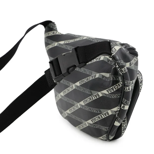 Balenciaga Explorer Waist Bag Black529550OXT251073 Leather in Leather from GALLERY RARE, photo 3 of 17