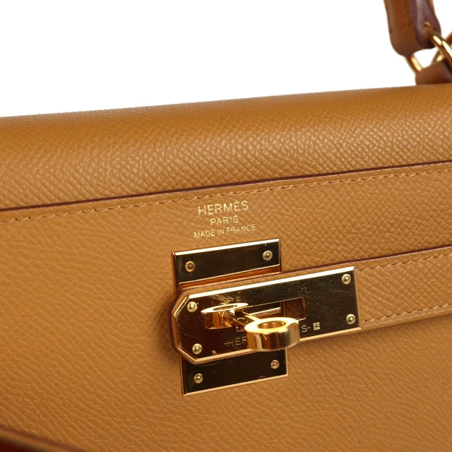 Hermès Kelly Sellier 28 Sesame Epsom Gold Hardware in Epsom leather from Madison Avenue Couture, photo 7 of 9