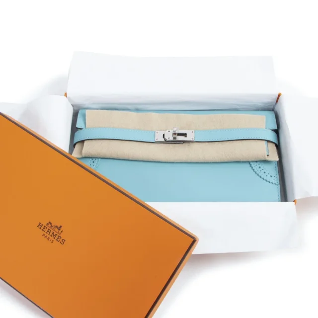 Hermès Kelly Ghillies Classic Wallet Blue Atoll Swift PHW in Blue Swift leather from Labellov, photo 2 of 5