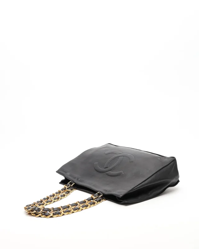 Chanel CC Chain Tote Bag in Leather from A Retro Tale, photo 5 of 17