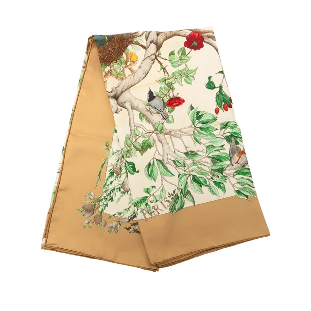 White Hermès Au Coeur Des Bois Silk Scarf 90 Scarves in White Silk from Designer Revival