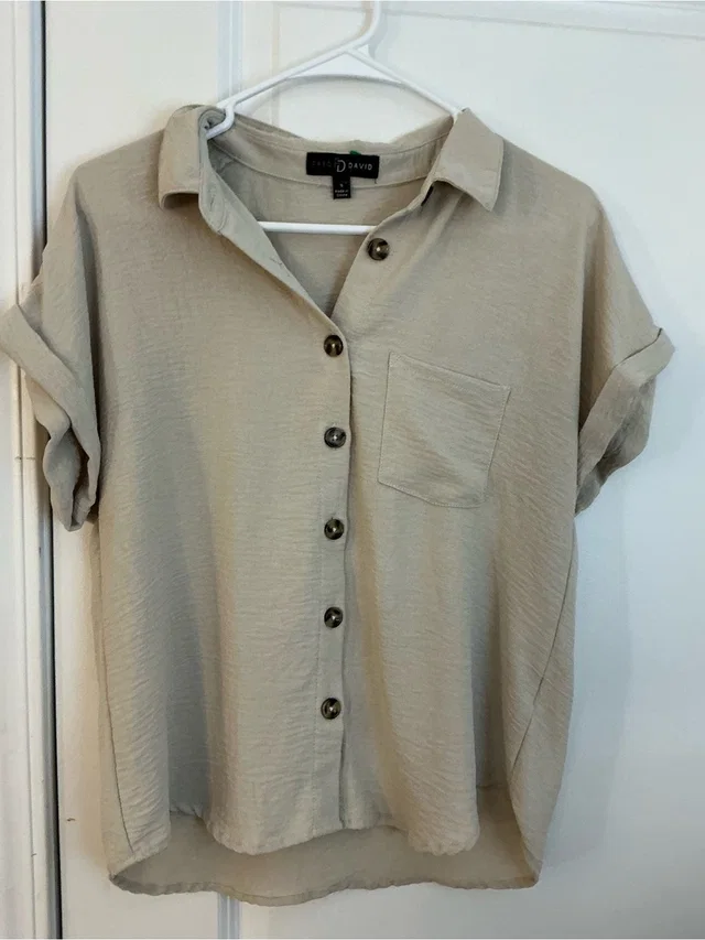 FRED David Oatmeal Beige Cuffed Short Sleeve Button Down Blouse Size S in brown|neutral Woven leather from Poshmark