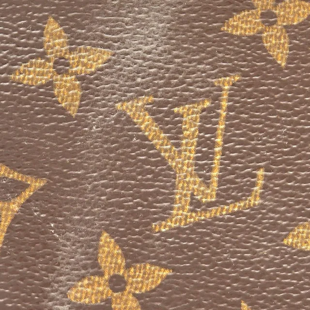 Louis Vuitton Monogram Cosmetic Pouch in Coated canvas from A Retro Tale, photo 6 of 9